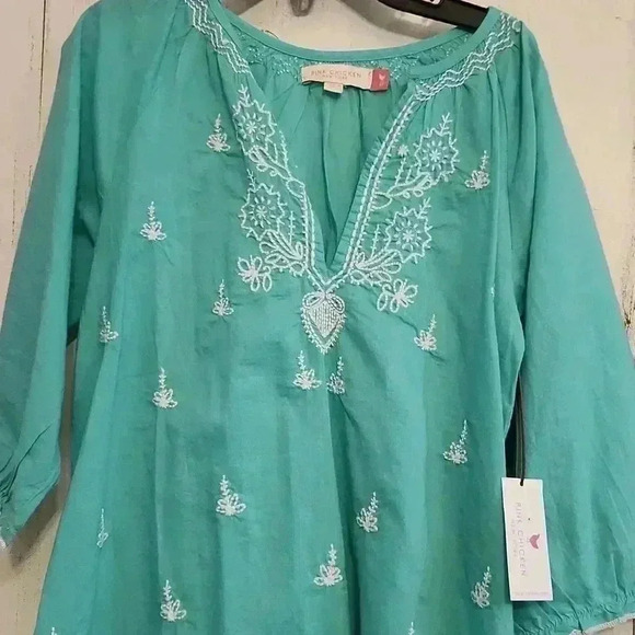 Girls dress  - Picture 3 of 6